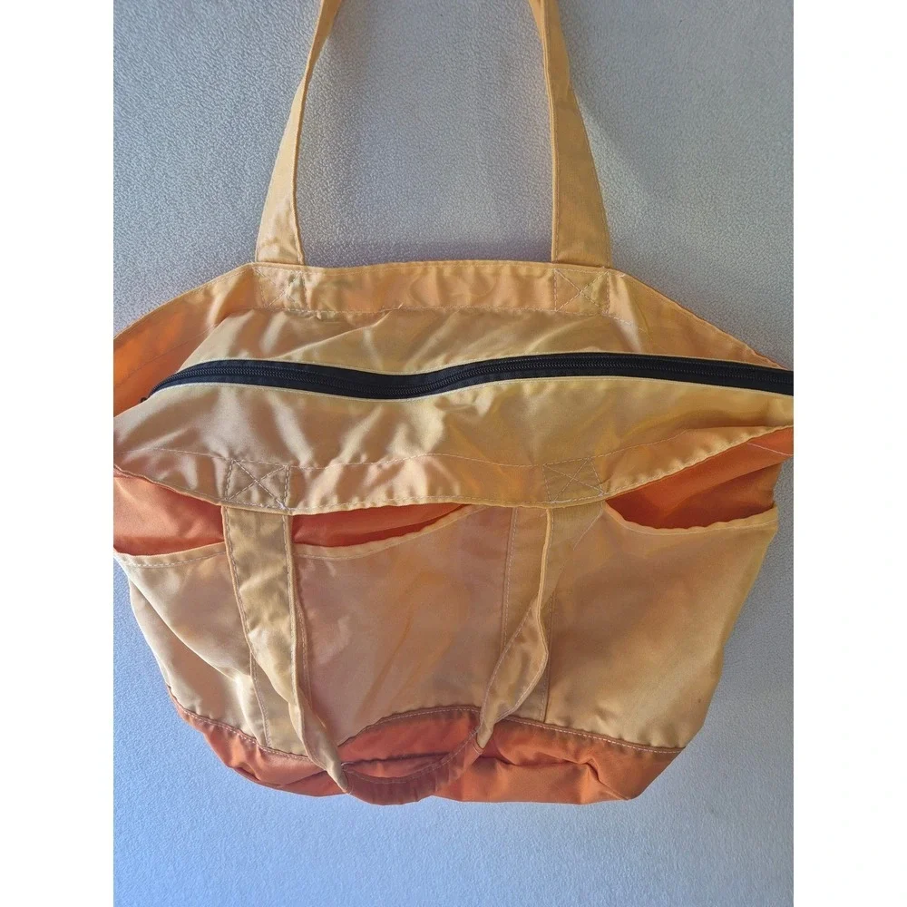 LL Bean Everyday Lightweight Tote Bag Orange Yellow Colorblock Zip Top CNLP1117